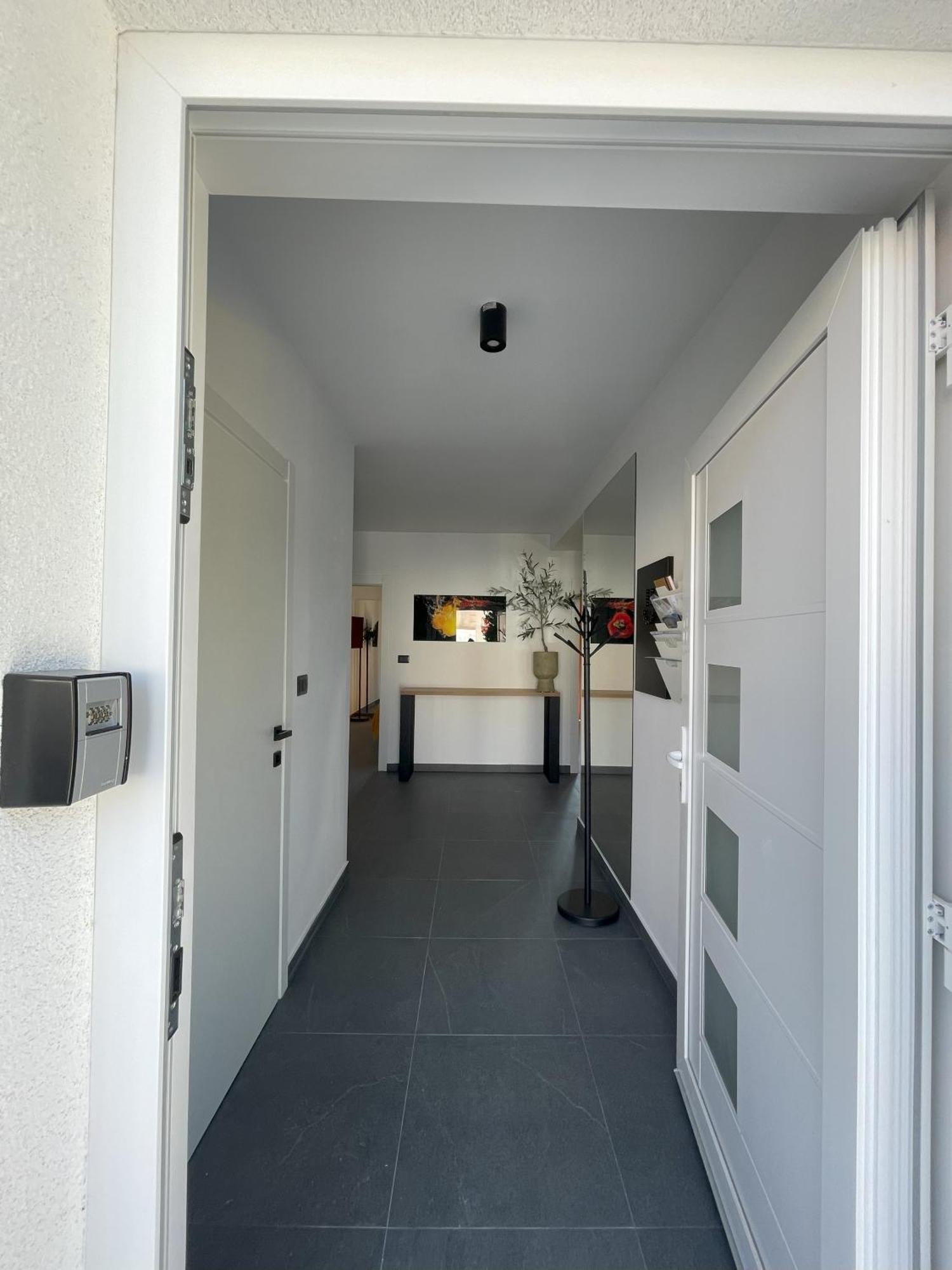 Valkane Beach Apartments Pula Exterior foto